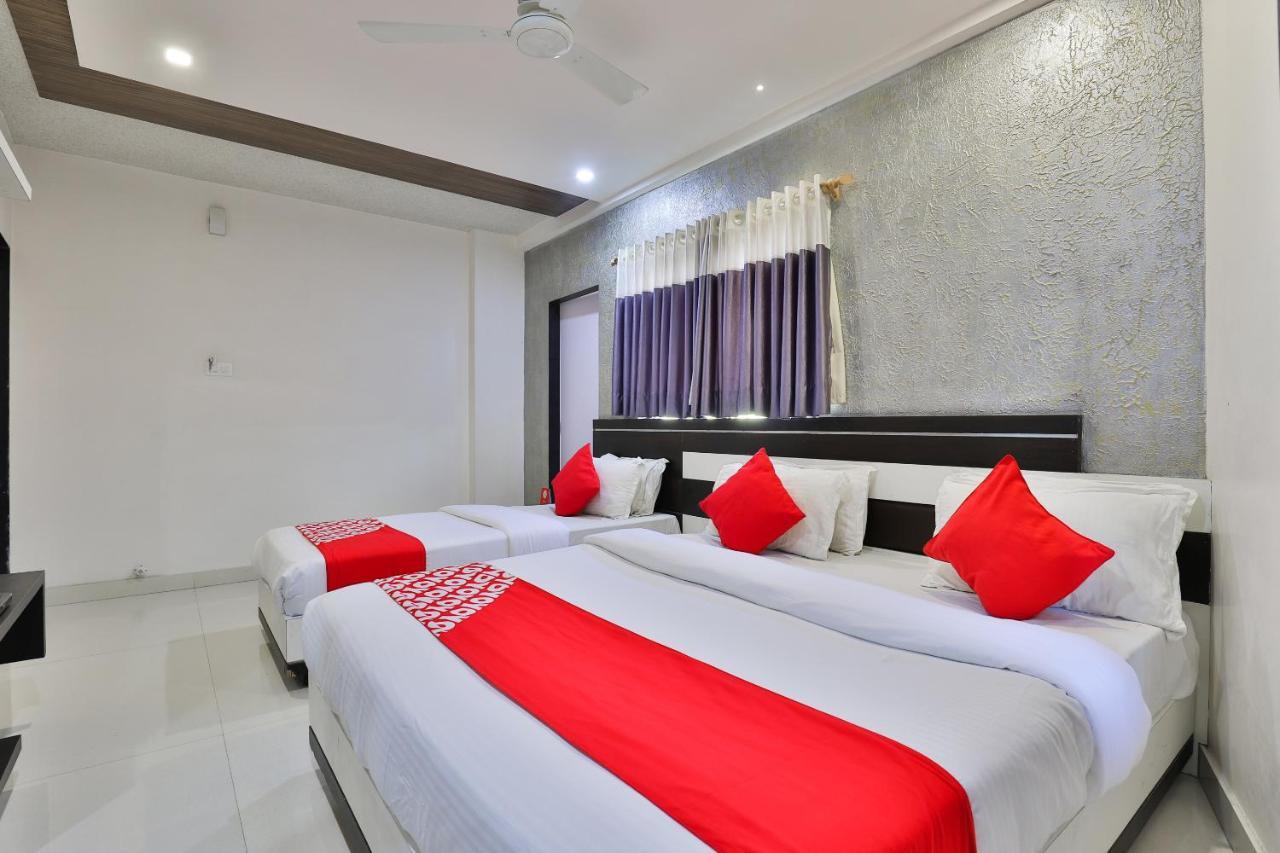 Oyo 18807 Vrajbhoomi Hotel Somnath Exterior photo